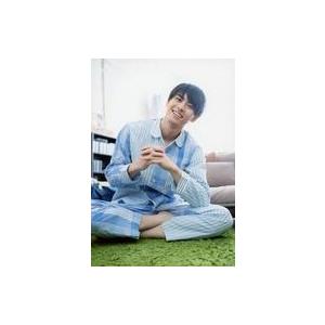 中古生写真(男性) 高野洸/全身・衣装水色・パジャマ・絨毯座り・両手合わせ・体右に傾け/高野洸オフィシャルファンクラブ限定「DAILY PHO