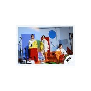 中古生写真(ジャニーズ) NEWS/小山慶一郎・加藤シゲアキ・増田貴久/横型・全身/アルバム「NEWS EXPO」ジャケ写オフショット/公式生写真