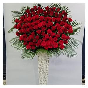 スタンド花(アイアン) 大輪バラ100本 50000円(税別) 180cm位 設置＆回収無料 東京都...