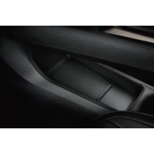 日産 ノートE13　純正オプションシーケンシャルウインカー未使用 日産 ノートE13 純正オプションシーケンシャルウインカー未使用