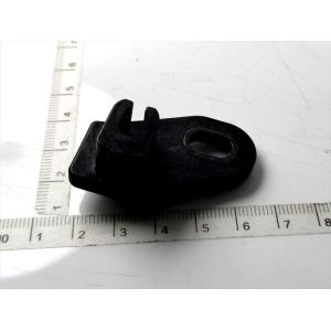 スライドドアアッパローラクッションRHのみ 68391-28040 エスティマ