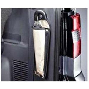 三菱（MITSUBISHI） ○純正部品三菱 デリカD:5リヤアンダーガードバー