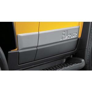 トヨタ（TOYOTA） トヨタ純正 サイドプロテクションモール FJ