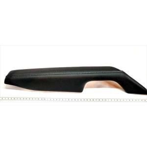 125ハイラックス　純正ドアアームレスト　レザー トヨタ純正 ハイラックス GUN125 前期 後期 X Z レザー ドア