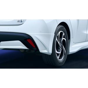 MODELLISTA リヤバンパーガーニッシュ ブラック MSD1352004C0 ヤリス用
