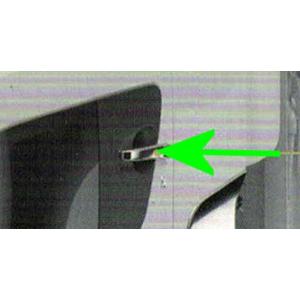 クオン メッキクォーターガーニッシュ 左右セット UDトラックス純正