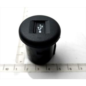 『2番のみ』 ハスラー用 USBのソケットのみ 39105-80P00 FIG391B スズキ純正部品｜suzukimotors-dop-net
