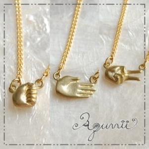 Aquvii／アクビ Janken Necklaceじゃんけんモチーフの小粒のネックレスグー、チョキ...