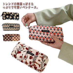 BURBERRY（バーバリー） ペンケース ピンク/チェック 布製 筆記用具