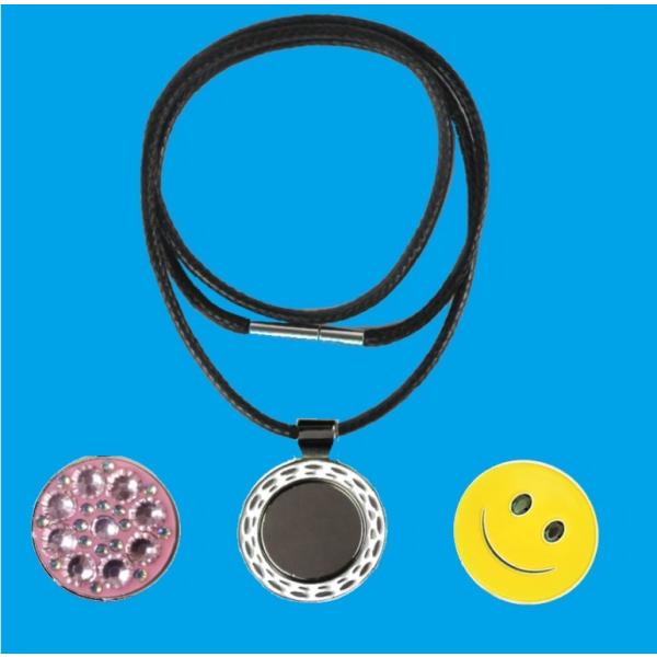 ゴルフマーカー　マグネット台座付きネックレスとニコちゃんマーカーとピンク色クリスタルマーカーの3点セ...