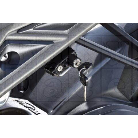 ストリートトリプル765　23〜24　ヘルメットロック　BABYFACE(ベビーフェイス)