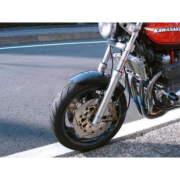 ゼファー1100　フロントフェンダー　カーボン製　17インチ用！　STRIKER（ストライカー）