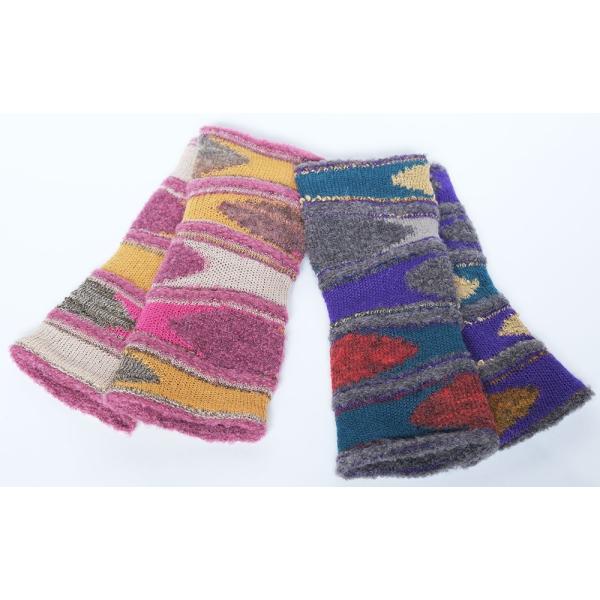 Ｍ．＆ＫＹＯＫＯ　水玉インターシャアームウォーマー　ランダムな水玉柄を描いた楽しいフィンガーレス手袋