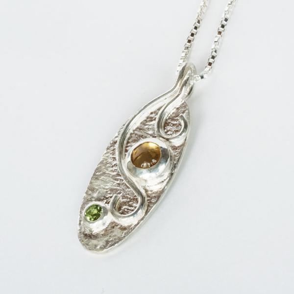 紅女　シルバー・シトリン×ペリドットオーバルペンダント