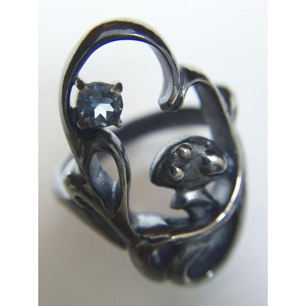 紅女　いぶしシルバーきのこリング（アクアマリン）