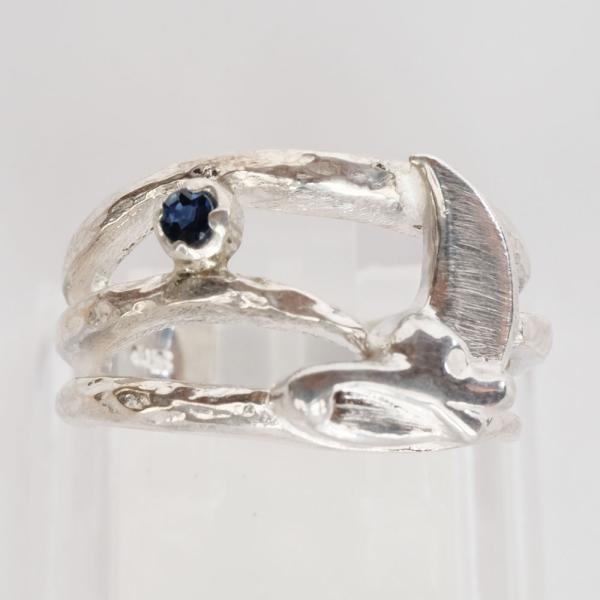 紅女　シルバー・ブルーサファイア月リング(13号）