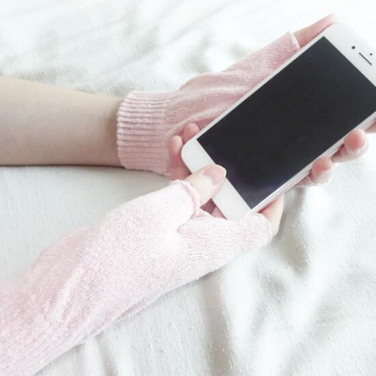 絹糸屋さん ふんわりシルク手袋 指あきタイプ シルク100% 日本製