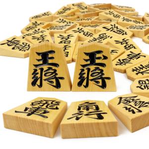 将棋駒 稚念作 御蔵島産本黄楊材 彫駒 恒園書 面取り加工 ※桐平箱付き【囲碁将棋専門店の将碁屋】