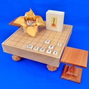 将棋セット 新桂2寸ハギ足付将棋盤セット(将棋駒白椿上彫駒)【囲碁将棋