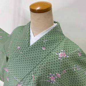 平和屋着物●上質な小紋　手描き　舞花文　正絹　逸品　AABH3344ck 平和屋着物○上質な小紋 手描き 舞花文 正絹 逸品 AABH3344ckの通販 by