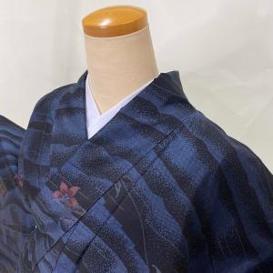 大島紬 紬 十字絣 9マルキ カジュアル柄 花柄 黒 グレー お洒落着