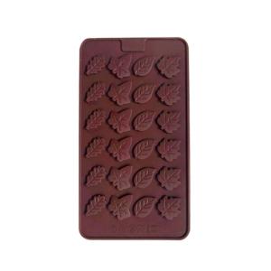 チョコレート型でバレンタインの簡単手作りチョコレートを