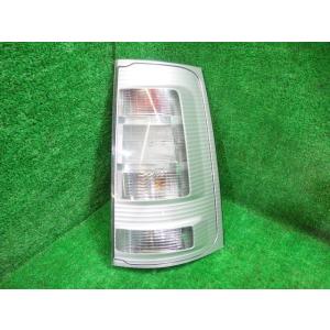 シエンタ DBA-NCP85G 右テールランプ/テールライト DICE 4WD 3R9 コイト 52...