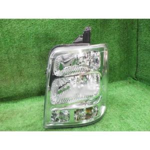 エブリィ DA64W 左フロントドア JPターボ(標準ルーフ) 4WD セントラル M2E2 68002-68H01 ZY4 スズキ（SUZUKI） エブリィ DA64W 左フロントドア JPターボ(標準ルーフ
