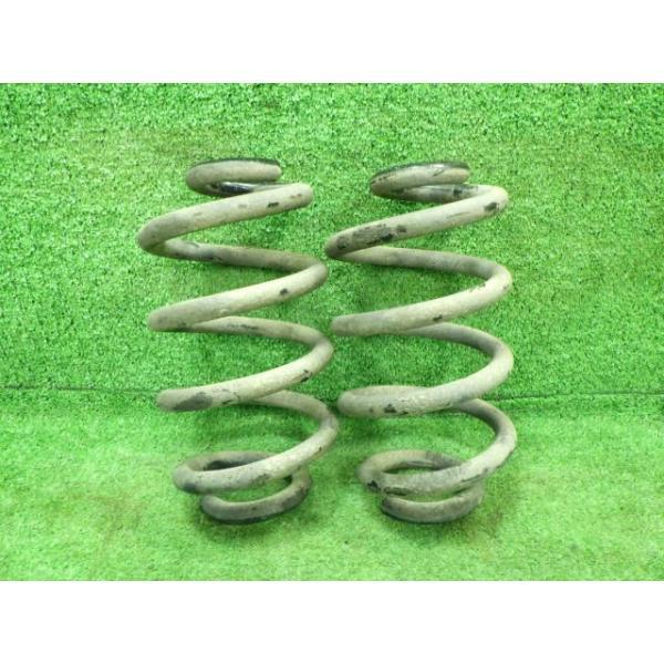 セレナ DBA-NC25 リアスプリングセット 20S 4WD QX1   55020-CY10B