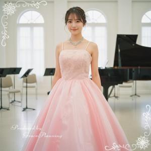 新商品 カラードレス ピンク 演奏会用ドレス 小花 ビーズ 7号 9号 11号 Sサイズ Mサイズ Lサイズ  肩紐付き 編み上げ 発表会 結婚式 ピアノ 舞台衣装 cd80054pk｜T・ブライトショッピング