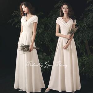 ウェディングドレス 編み上げ ファスナー 白 黒 ピンク フェザー