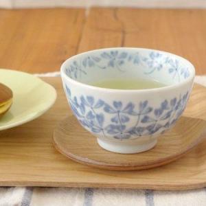 和食器 湯呑み なでしこ 煎茶碗 ゆのみ おもてなし食器 汲み出し 茶器 お花 花柄 おしゃれ かわいい 日本製 美濃焼  淡い青色 緑茶｜t-east