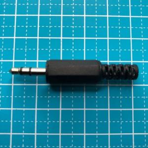 3.5φイヤホンプラグ（ステレオプラグ）
