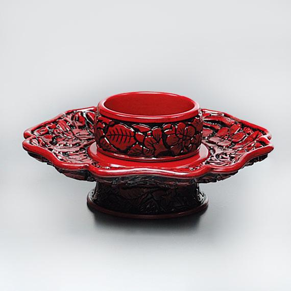 茶道具 / 天目台  倶利 / 天目台 (堆朱)