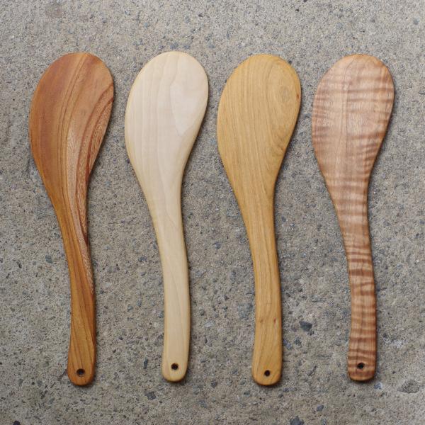 erakko 木べら まる 選べる樹種 4種類（トチ／くるみ／チェリー／ケヤキ） エラッコ 柴田漆工...