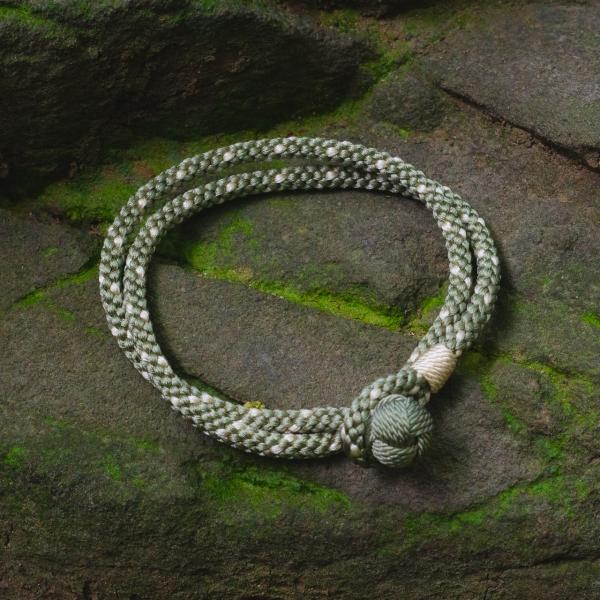 京くみひも 二重巻きブレスレット 別注カラー カーキグリーン 昇苑くみひも 京都 組紐ブレスレット ...