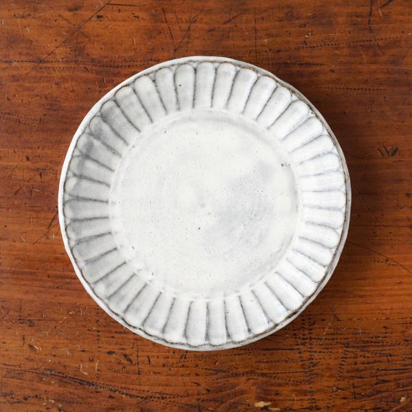 俊彦窯 縁鎬手七寸丸皿 糠釉 丹波焼 兵庫県 清水俊彦 伝統工芸品 民藝品 食器 キッチン雑貨 ギフ...