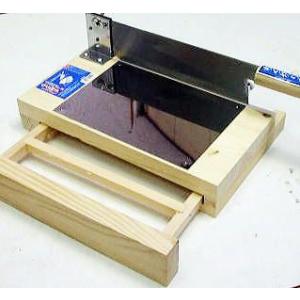 (即日発送 特選国産品) もち切り器 中 A-210 餅切機 のし餅切り かきもち切り器 餅切り器 ...