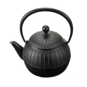 (正規品 特選国産品) 南部鉄器 鉄急須 千草 黒 0.55l E-098 (W154 D118 H...