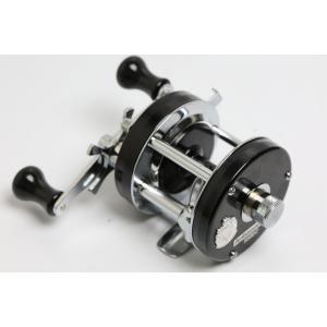 Abu Garcia（アブガルシア） アンバサダー 5000C 50224 ボックスロゴ 5