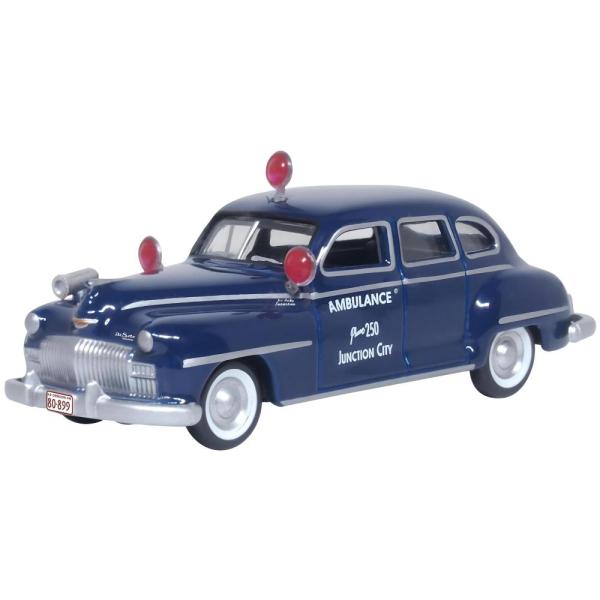 【並行輸入品】オックスフォードダイキャスト 1946 DeSoto サバーバン救急車 ダークブルー ...
