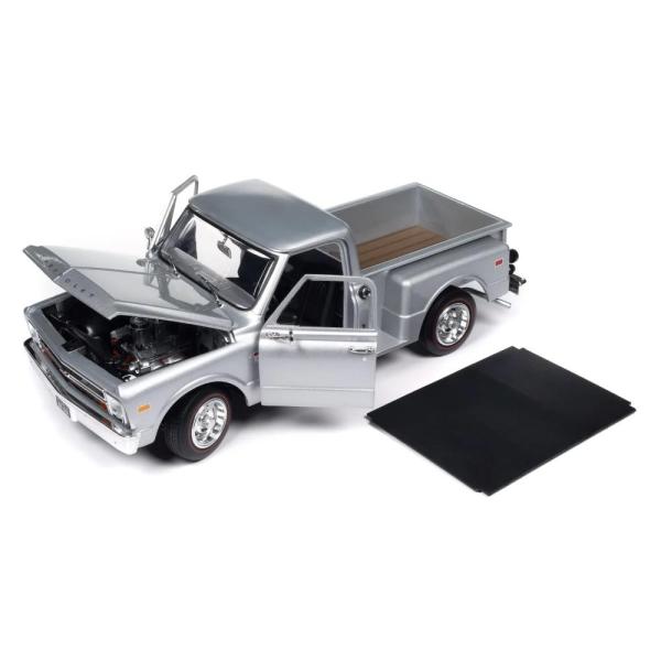 【並行輸入品】1968 C10 Stepside Pickup Truck Silver Metal...