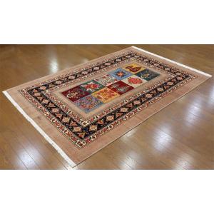 草木染めウール絨毯