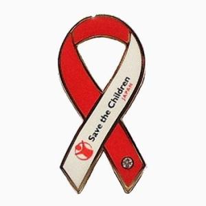 リボンピンバッジ　Pins　セーブザチルドレン　世界の子供たちの未来の為に　バッチ　スーツの襟元などに　レビュー書いてポイント3倍　メール便で送料無料