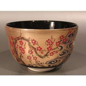 ys7106951; 宗sou 高台寺窯 志村?山造 梅の絵赤茶碗（共箱）【道