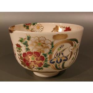 茶道具　茶碗　仁清　白玉椿　御室窯 茶道具 抹茶茶碗（まっちゃちゃわん） 茶碗 仁清 白玉椿 田中 万