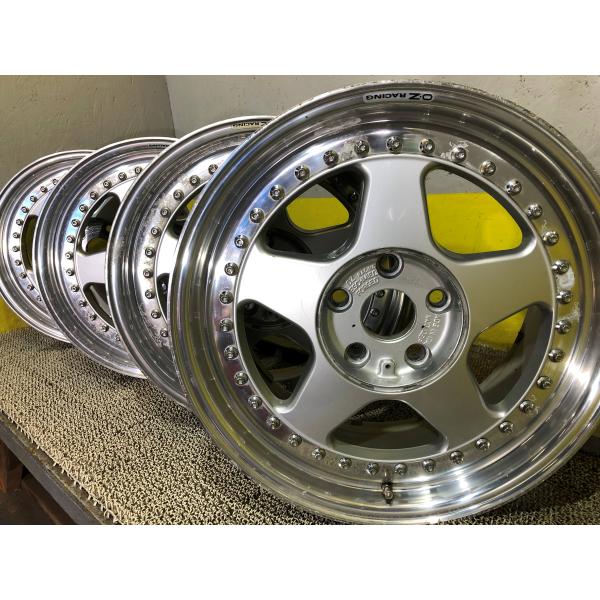 OZレーシング フッツーラ 17×8J 5H PCD114.3 ET+45 4本 989 ホイール(...