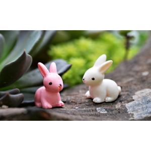 うさぎ 白ピンク 動物 フィギュア テラリウム フィギュア ミニフィギュア コケリウム ジオラマ 箱庭 かわいい おしゃれ ワークショップパーツ