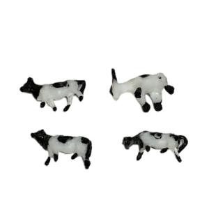 牛模型 うし 小サイズ 1：150 動物フィギュア 塗装動物 情景コレクション 鉄道模型 ジオラマ 建築模型 電車模型｜takara77