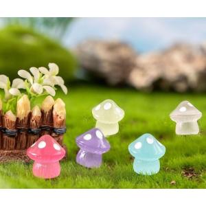 光るきのこ 3個 夜光 蓄光ミニチュア 模型 テラリウム フィギュア ミニフィギュア コケリウム ジオラマ こけ 箱庭 かわいい おしゃれ ワークショップパーツ
